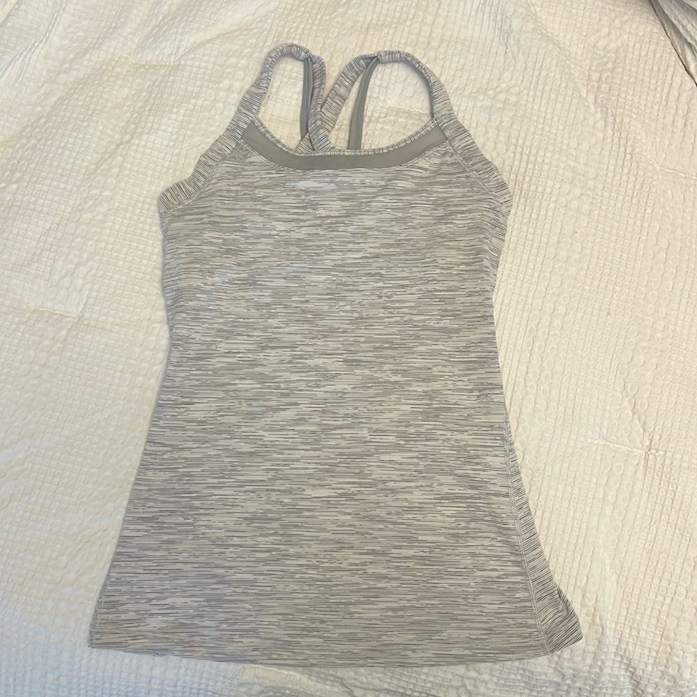 Lululemon size 4 tank top